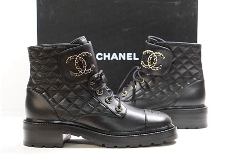 chanel combat boot 2021.